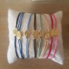 Bracelet mini médaille  miraculeuse sur cordon coloré