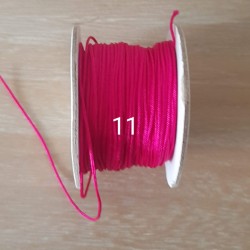 Bracelet mini médaille  miraculeuse sur cordon coloré